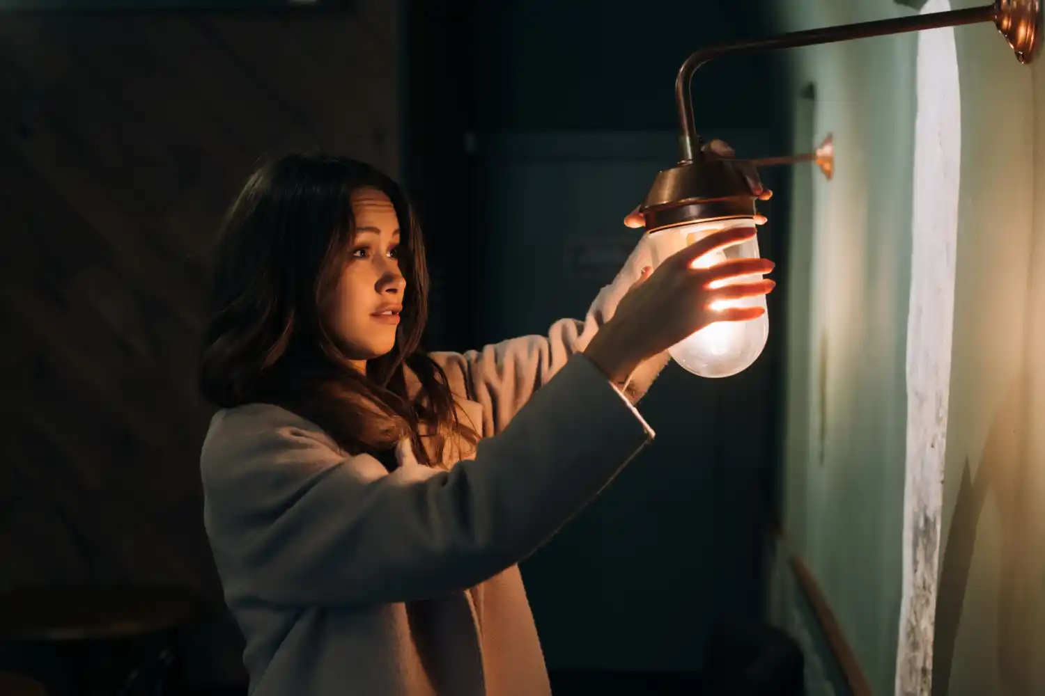 How Much Electricity Does an Iron Use?